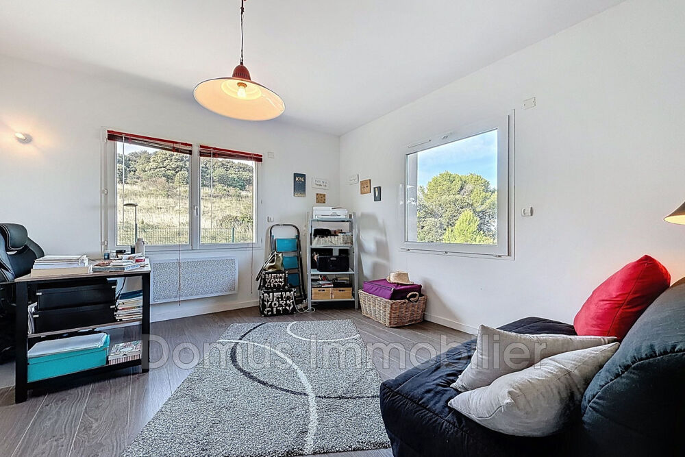  vendre  Maison Saint-Saturnin-ls-Avignon (84450)