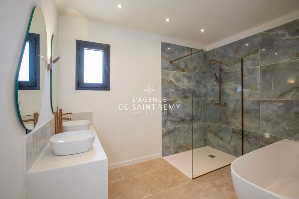 à vendre  Maison Saint-Rémy-de-Provence (13210)