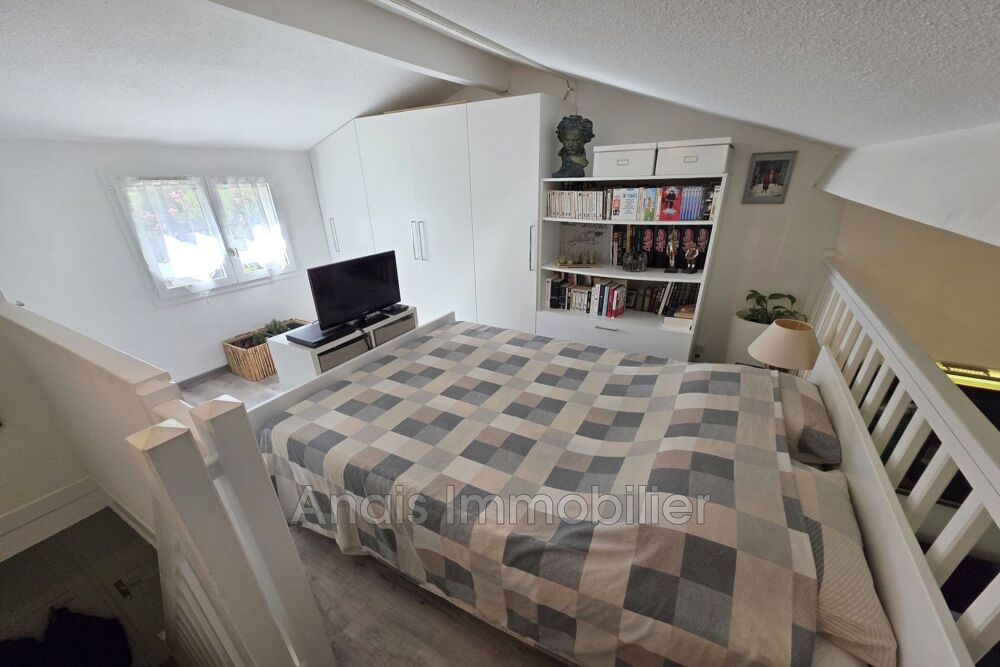 Vente Maison A Vendre  - deux pièces avec terrasse et parking, résidence sé Cogolin