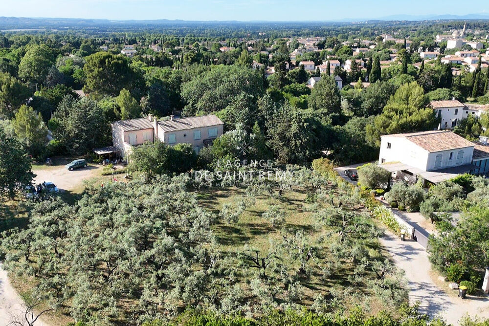 Vente Maison Saint-Rémy-de-Provence ? Élégante propriété à rénover avec vue Saint-rémy-de-provence