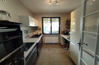  Maison  vendre 5 pices 175 m