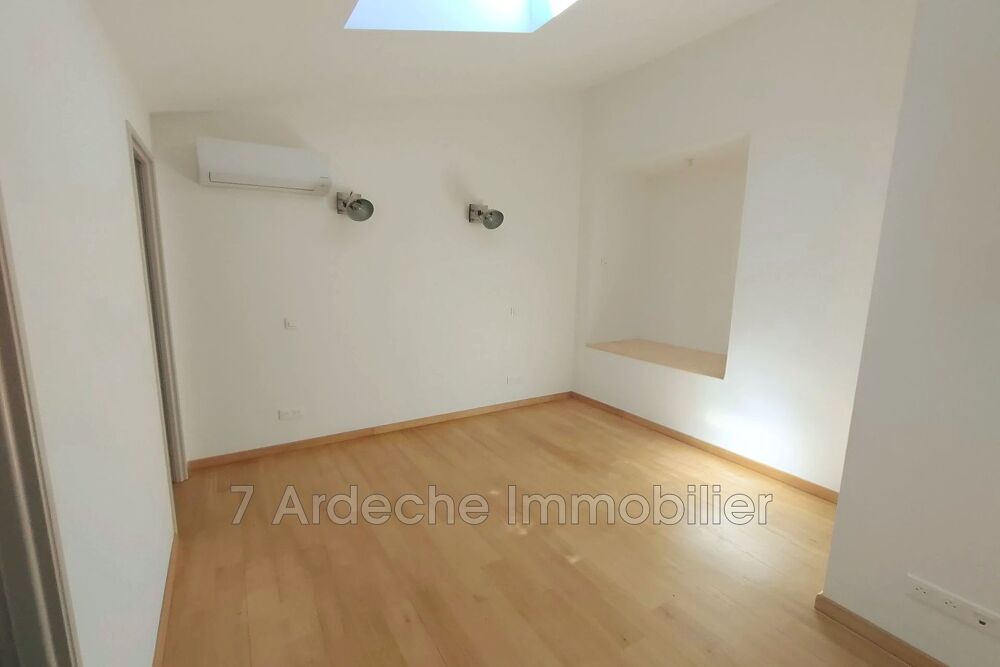 Location Appartement location duplex 2 Pièce(s) Villeneuve-de-berg