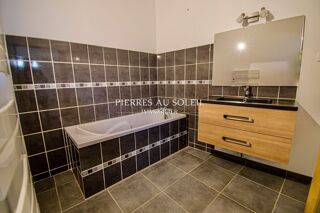  Maison  vendre 6 pices 180 m