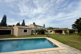  Maison  vendre 7 pices 210 m