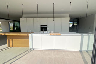  Maison  vendre 6 pices 267 m