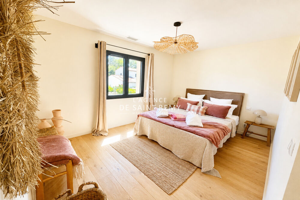 à vendre  Maison Saint-Rémy-de-Provence (13210)
