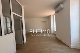  Appartement à louer 2 pièces 43 m²