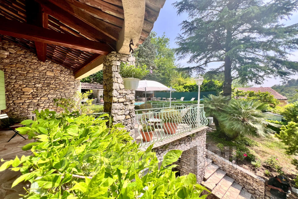 � vendre  Maison Tourrette-Levens (06690)