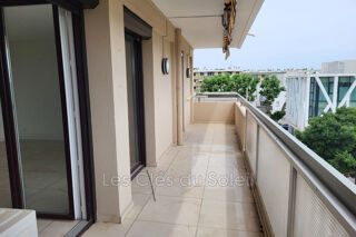  Appartement  vendre 4 pices 80 m