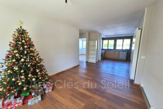  Appartement  vendre 4 pices 74 m