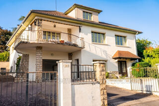  Maison à vendre 6 pièces 142 m²