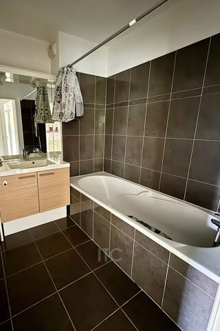  Appartement � vendre 3 pi�ces 54 m�