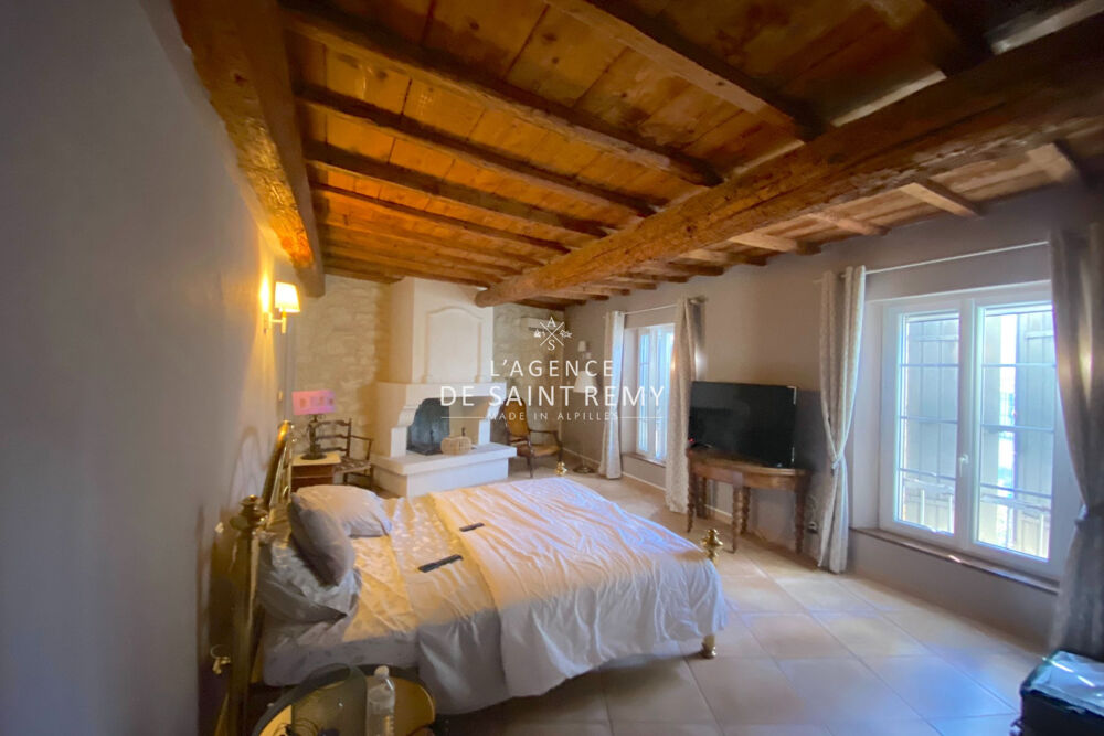 � vendre  Maison Fontvieille (13990)