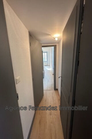  Appartement à louer 2 pièces 55 m²