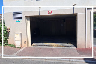  Parking / Garage à vendre 13 m²