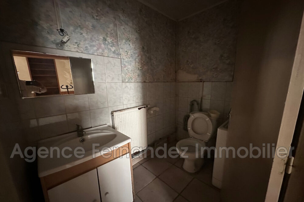 Vente Maison SOUS COMPROMIS DE VENTE  HABITATION À RÉNOVER ET GARAGE SÉPARÉ Iguerande