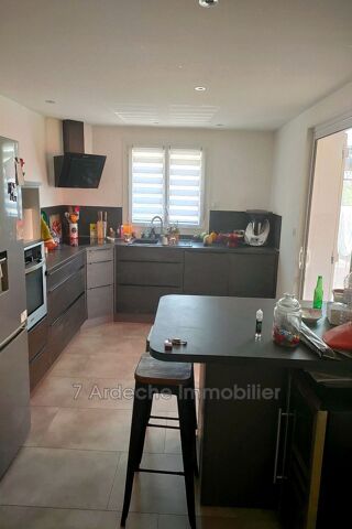  Maison � vendre 8 pi�ces 195 m�