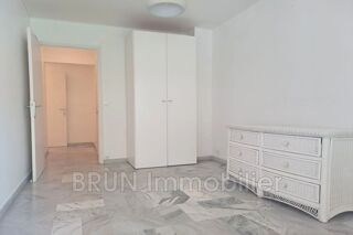  Appartement  vendre 2 pices 67 m