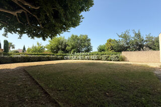  Maison � vendre 5 pi�ces  Ch�teaurenard