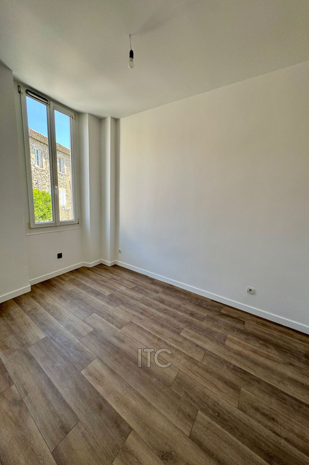 Location Appartement location appartement 3 Pièce(s) Trets