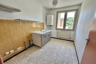  Appartement à louer 4 pièces 88 m²