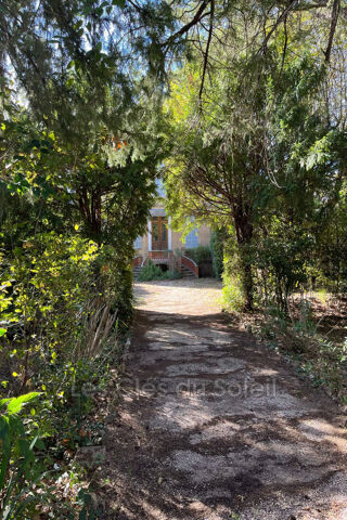  Maison  vendre 14 pices 357 m