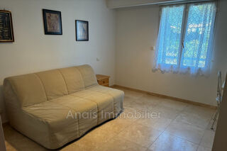  Appartement à louer 3 pièces 64 m²