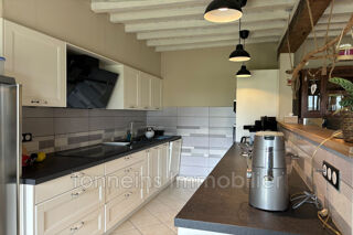  Maison � vendre 8 pi�ces 375 m�