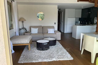  Appartement à louer 3 pièces 49 m²