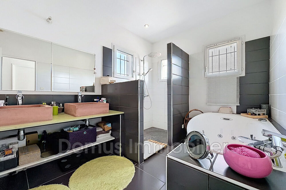  vendre  Maison Saint-Saturnin-ls-Avignon (84450)