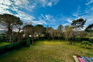  Maison  louer 7 pices 240 m