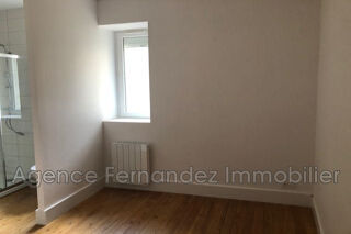  Appartement à louer 3 pièces 60 m²