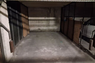  Parking / Garage à vendre 