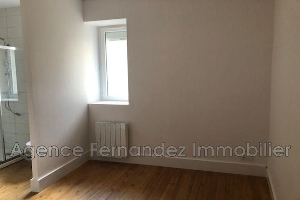 Location Appartement appartement type 2, 2eme étage central ville. Marcigny