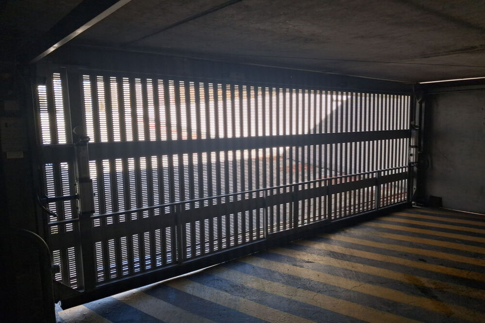 Vente Parking/Garage DOUBLE GARAGE 30 M² : CENTRE VILLE Mandelieu-la-napoule