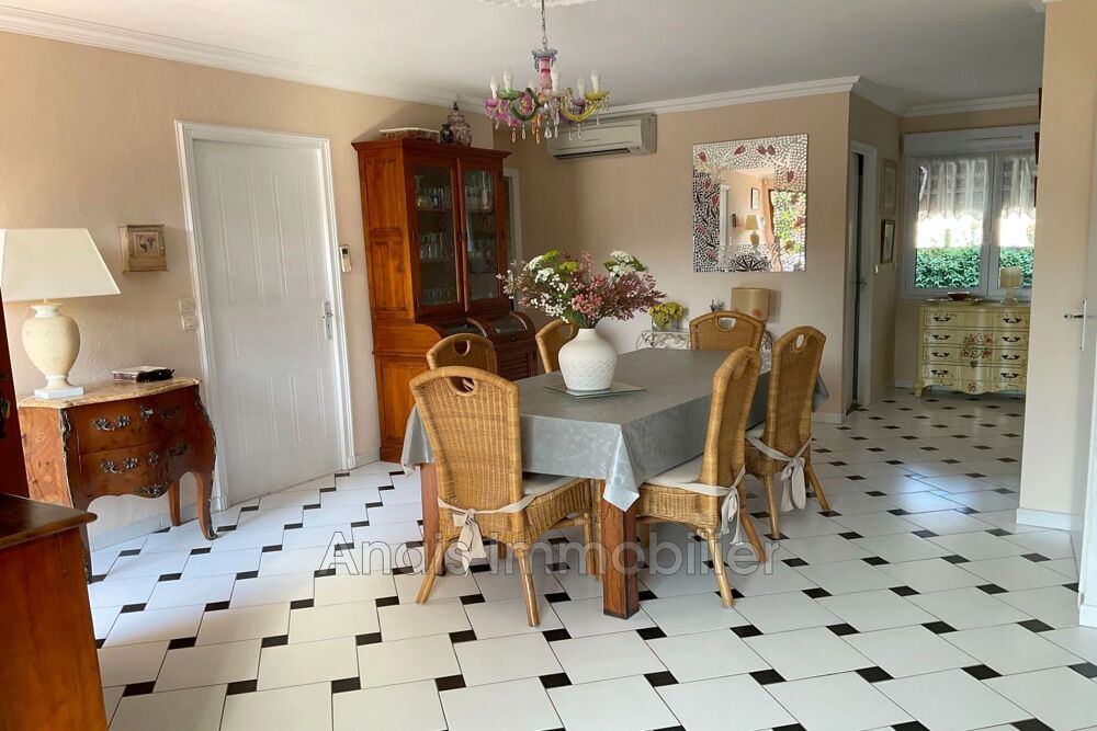 Vente Maison Cogolin - Maison familiale 4 pièces d'environ 100 m² avec gara Cogolin