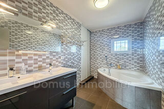  Maison  vendre 7 pices 200 m