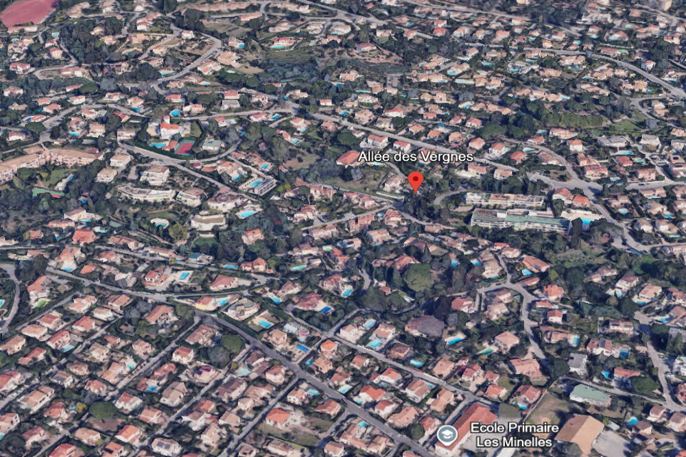 Vente Parking/Garage GARAGE DOUBLE EN LONGUEUR 32 M² : MINELLE Mandelieu-la-napoule