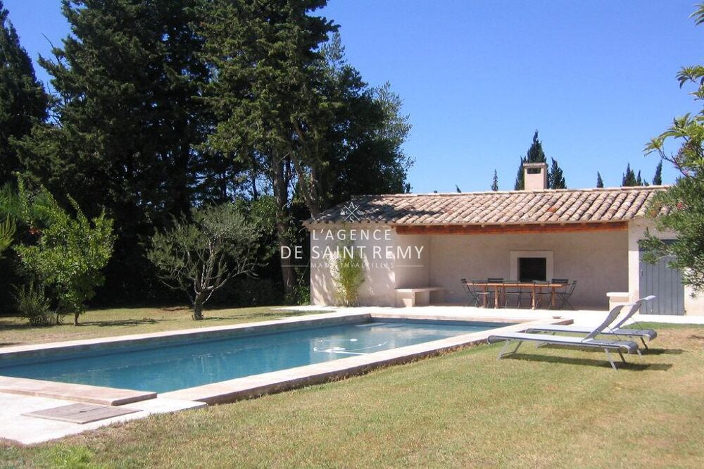 Vente Maison Mas provençal de caractère à vendre à Saint-Rémy-de-Provence, Saint-rémy-de-provence
