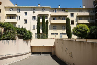  Parking / Garage  vendre 10 m