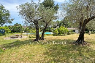  Maison  vendre 5 pices 252 m