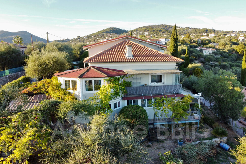  vendre  Maison Saint-Andr-de-la-Roche (06730)