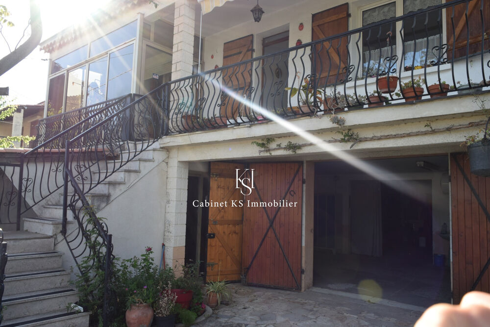 Vente Maison VILLA T5 avec garage et dépendances sur terrain clos de 650 m2 Marseille 15