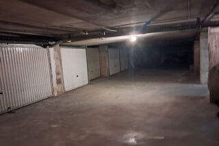  Parking / Garage à vendre 24 m²
