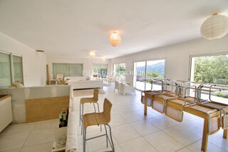  Maison  vendre 4 pices 140 m