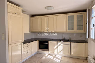 Vente Maison Charmante maison en triplex avec terrasses et vue sur les Alpi Saint-rémy-de-provence