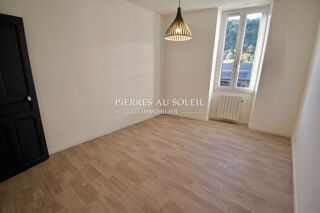  Appartement à louer 2 pièces 55 m²