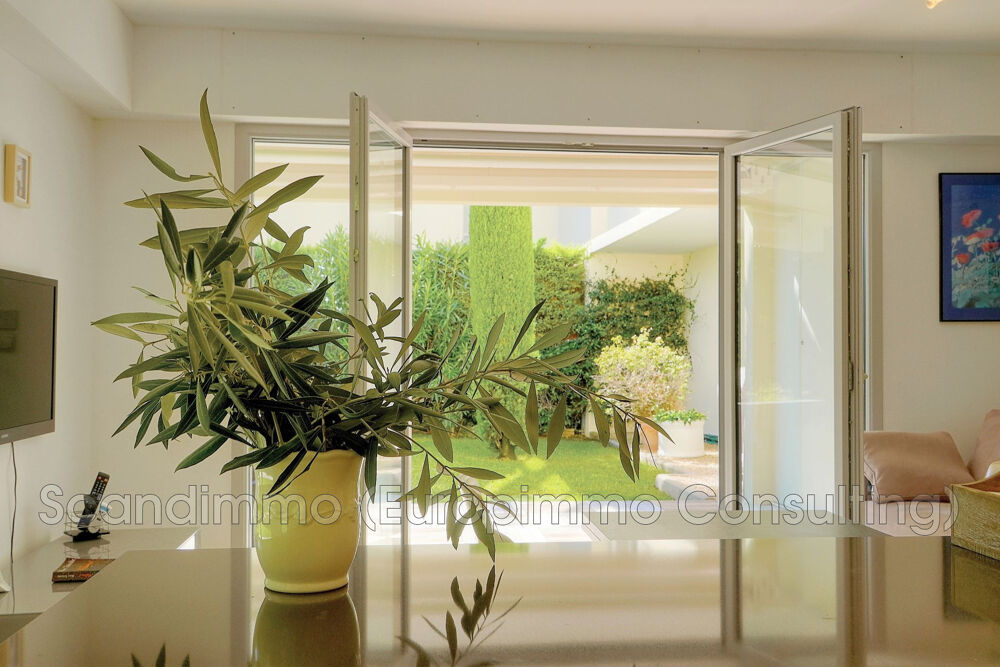 � vendre  Appartement Juan Les Pins (06160)