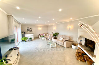  Maison  vendre 6 pices 240 m
