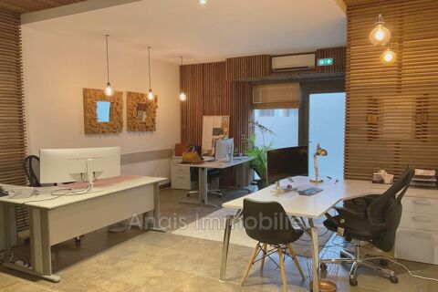 COGOLIN, A vendre Murs boutique ou bureau, centre-ville. 205000 83310 Cogolin
